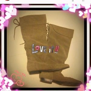 Aldo shoes in size 7